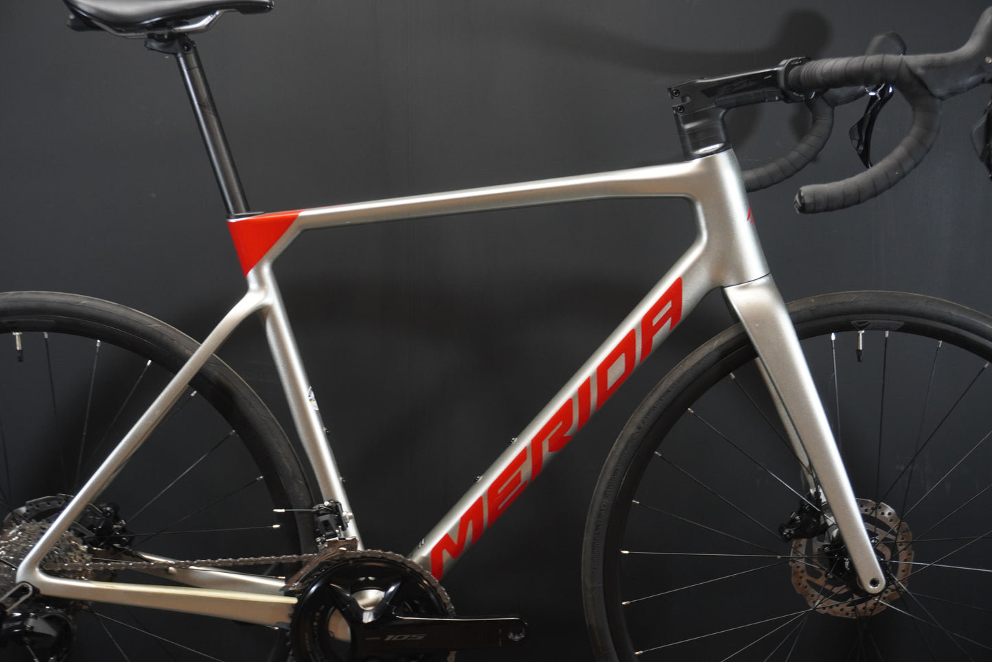 Merida Scultura 4000 105 Carbon Disc Road Bike 2024 - Large