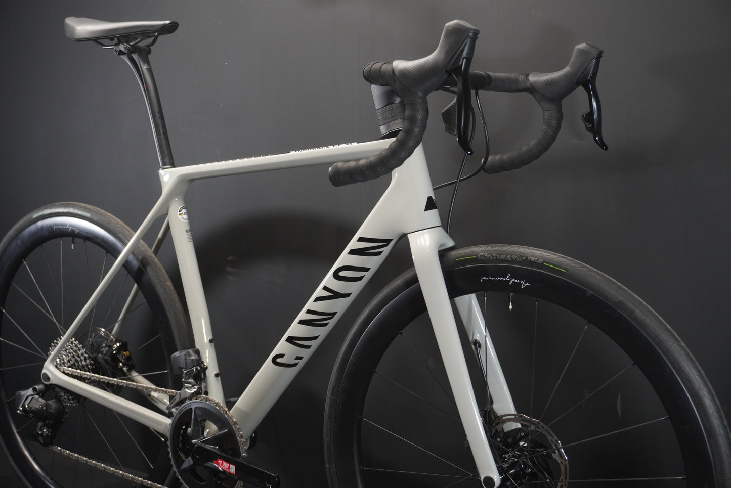 Canyon Endurace CF SL7 AXS Carbon Disc Road Bike 2022 - Medium - Upgraded Wheels
