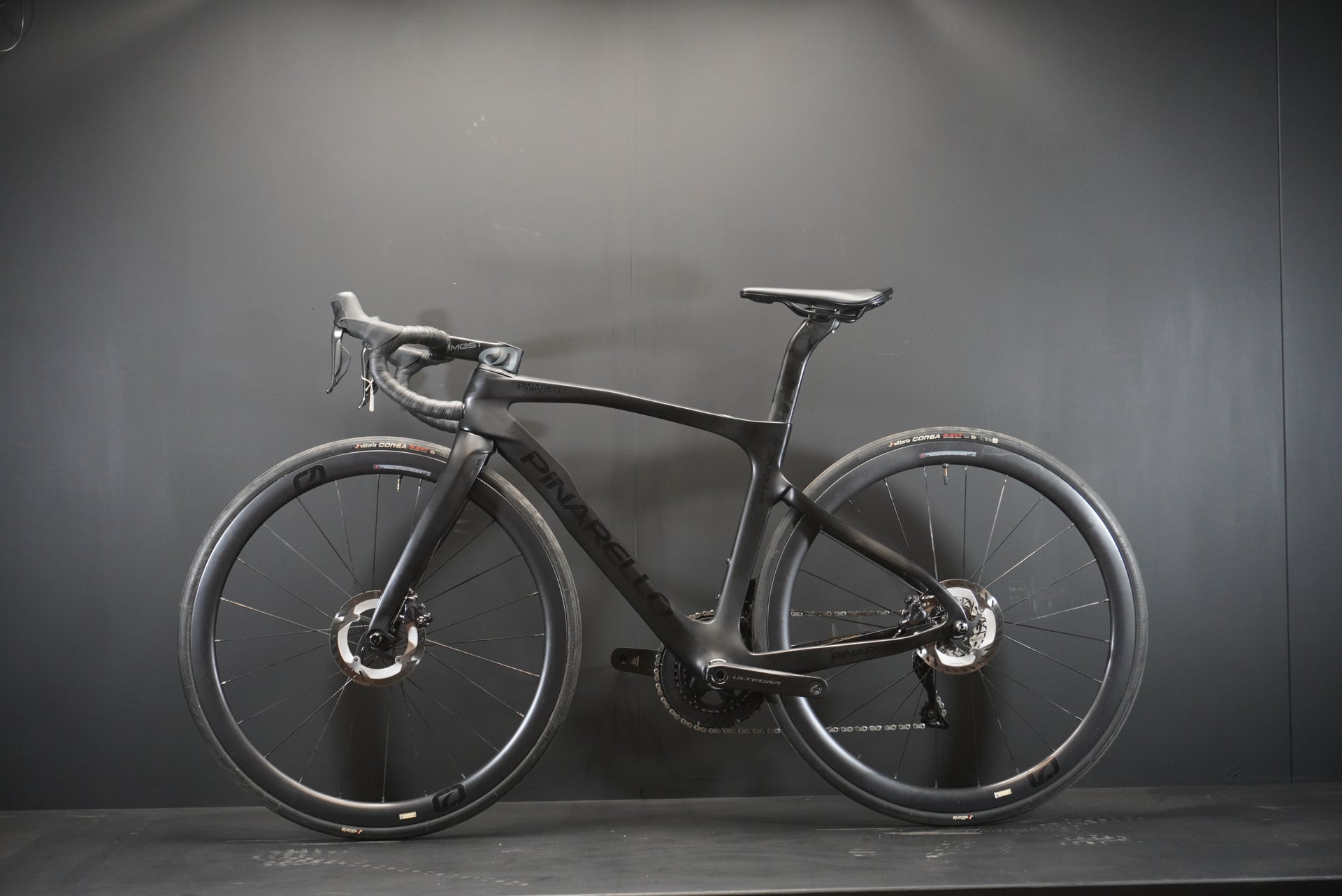 Pinarello Prince Ultegra Di2 Carbon Disc Road Bike 2023 - 46cm