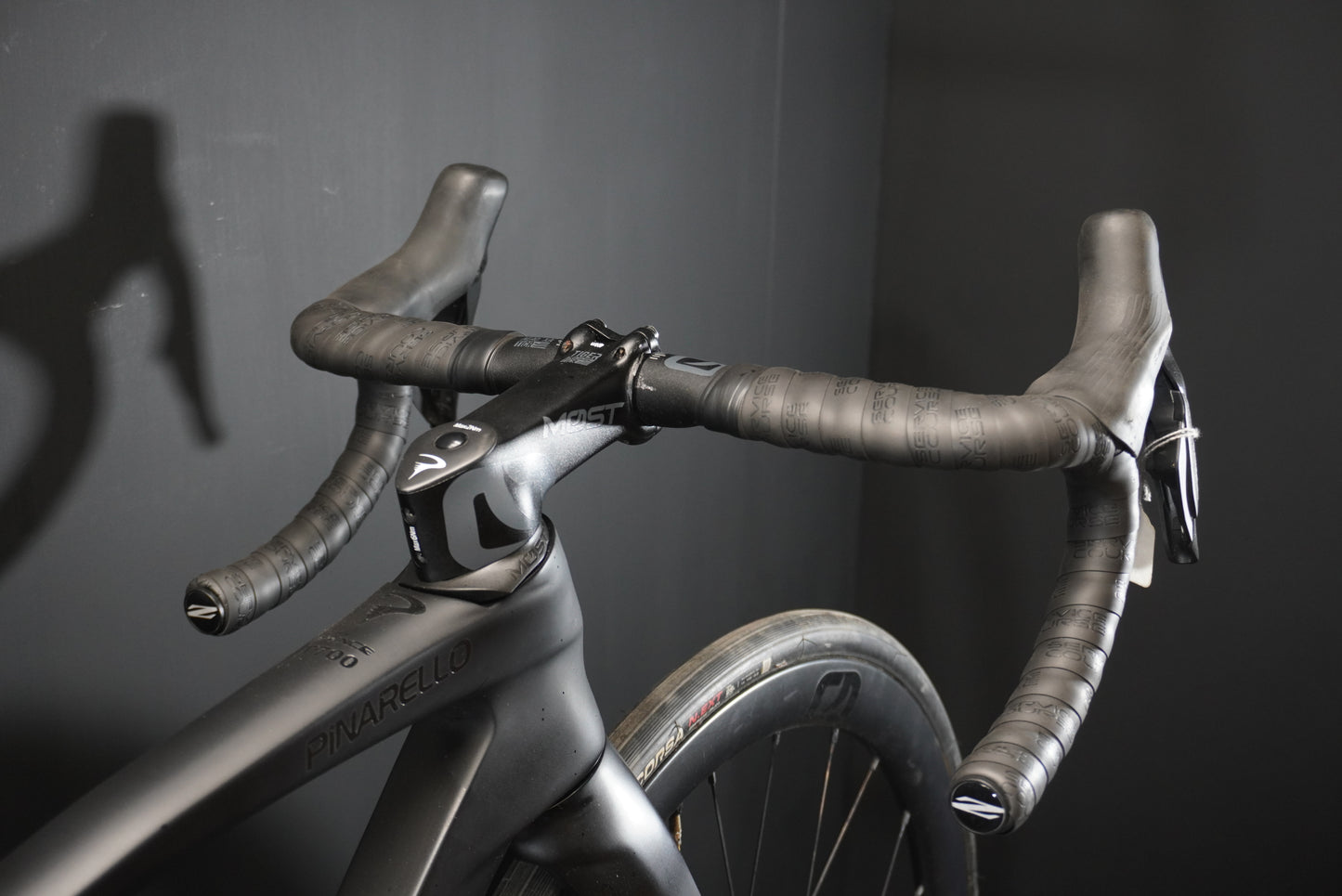 Pinarello Prince Ultegra Di2 Carbon Disc Road Bike 2023 - 46cm