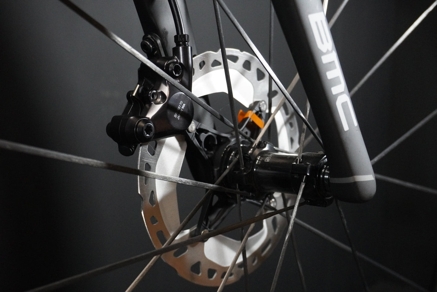 BMC Teammachine SLR01 TWO Di2 Carbon Disc Road Bike 2023 - 51cm