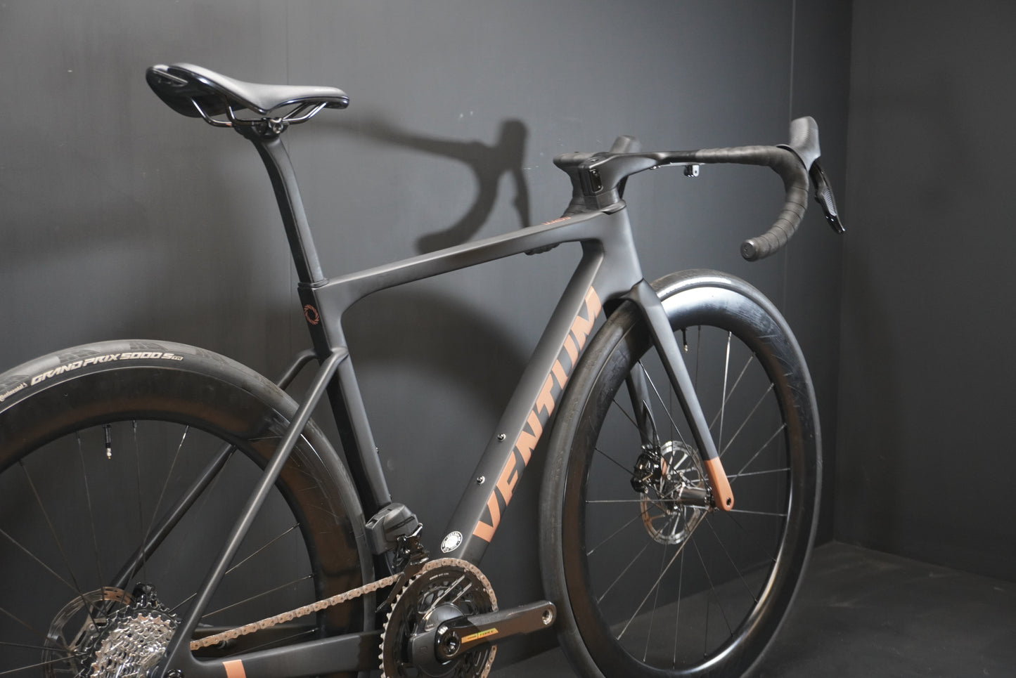Ventum NS1 Force AXS Carbon Disc Road Bike 2025 - Small