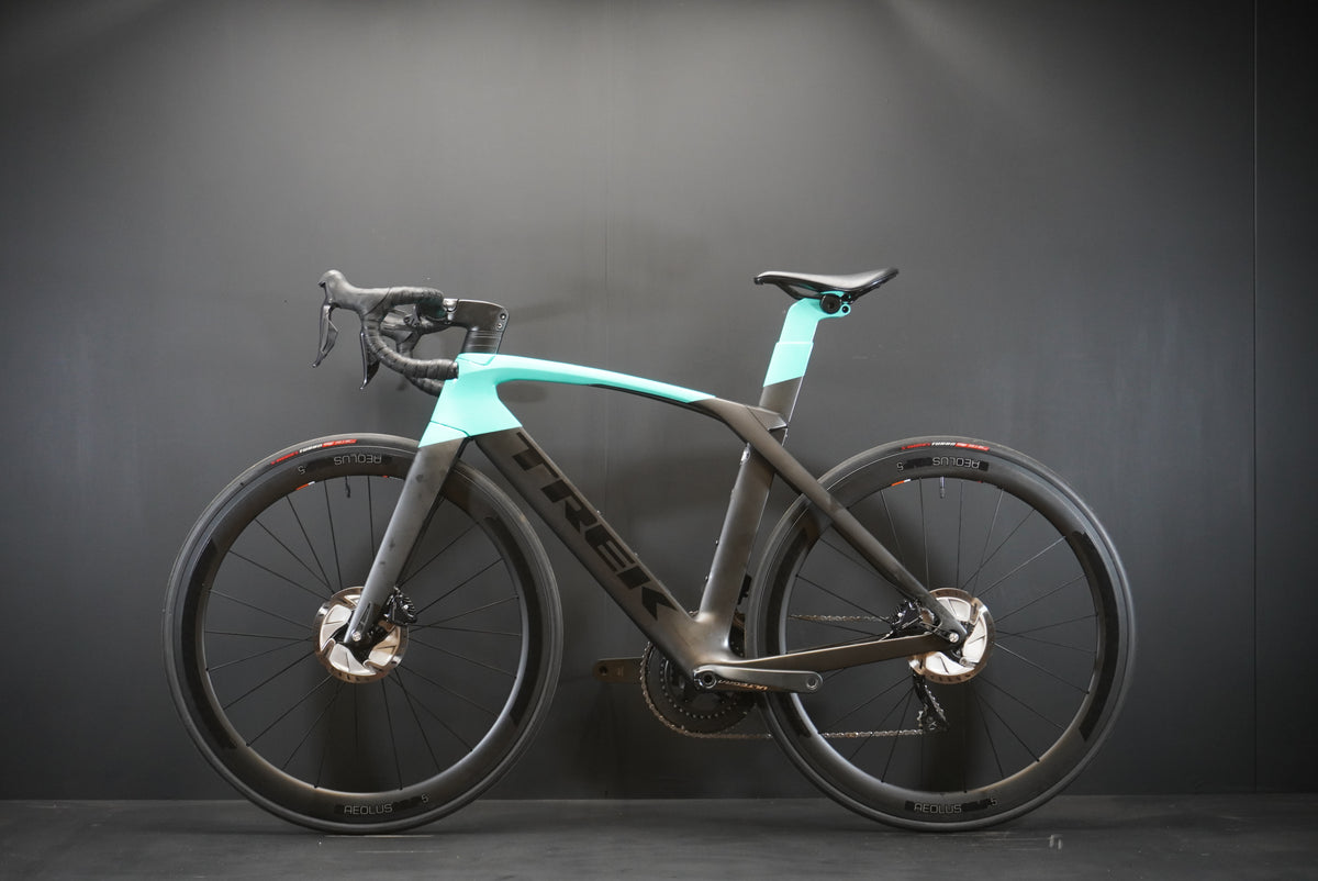 Trek Madone SLR 6 Women's Ultegra Di2 Carbon Disc Road Bike 2019 - 54 cm