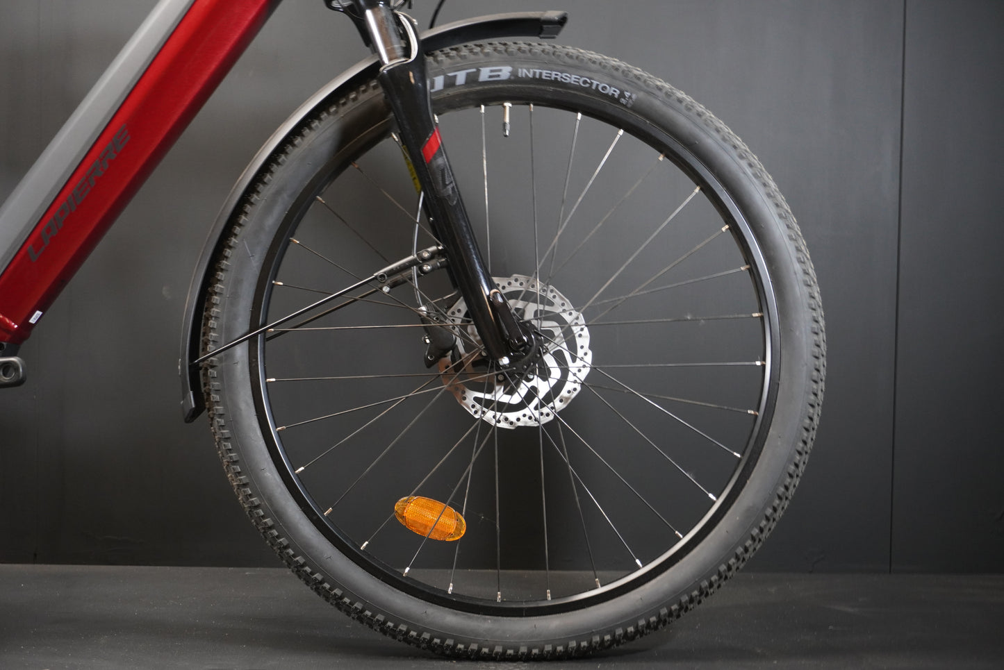 Lapierre E-Explorer 4.4 Low Step 400Wh Electric Hybrid Bike - Medium 50cm - 2 Miles
