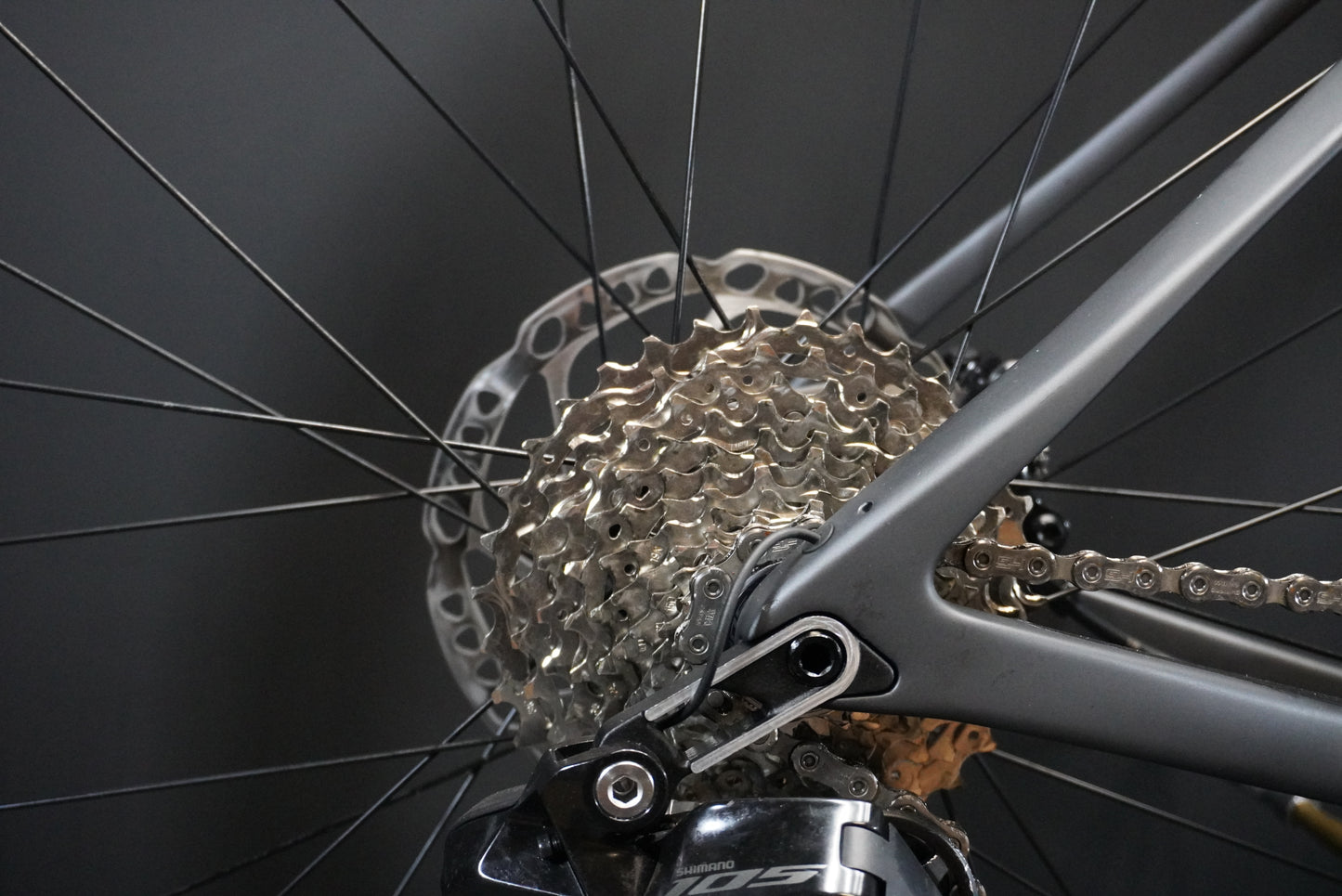 Merida Scultura 6000 105 Di2 Carbon Disc Road Bike 2025 - Small