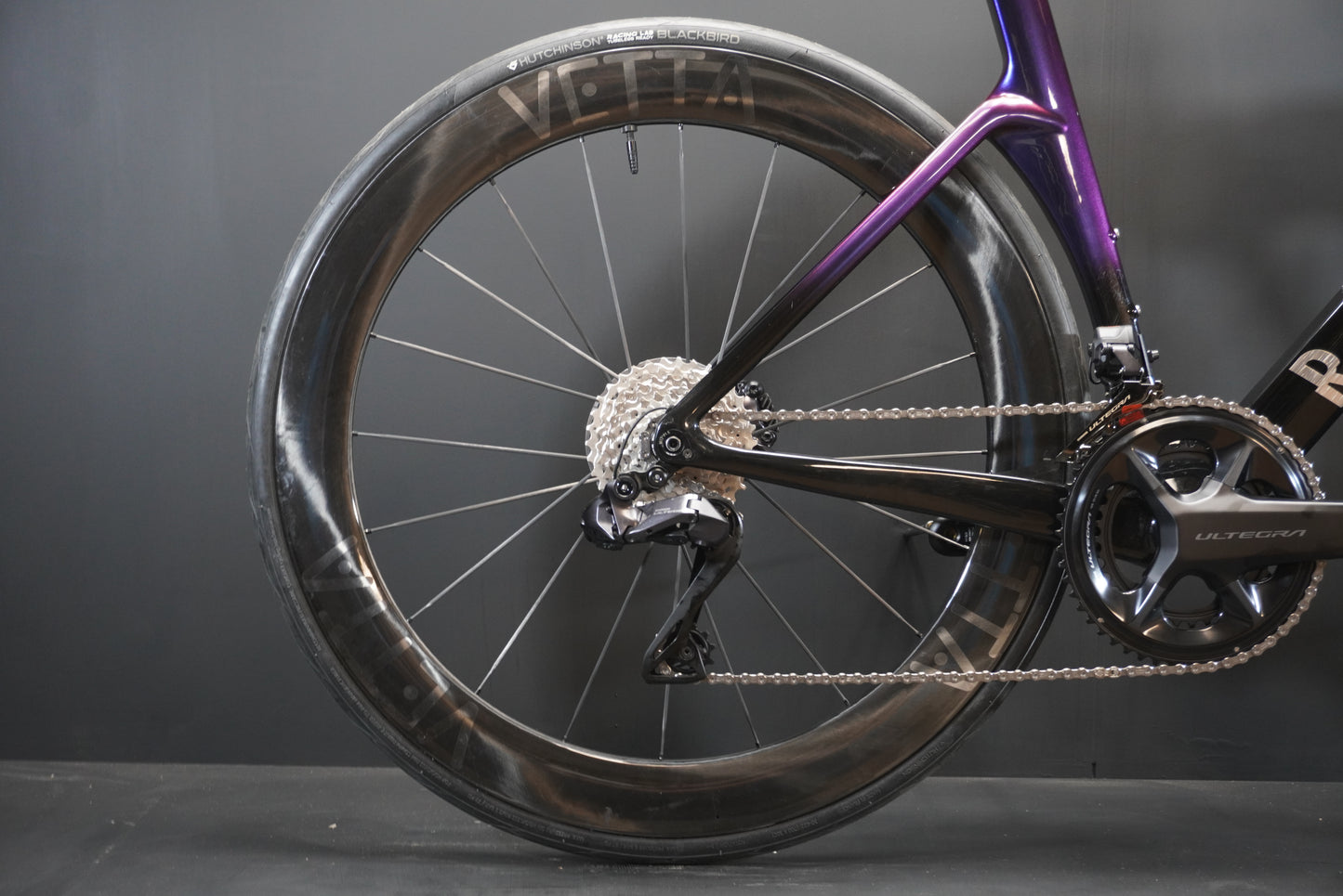 Raptor RL1 Ultegra Di2 Carbon Disc Road Bike 2025 - Medium