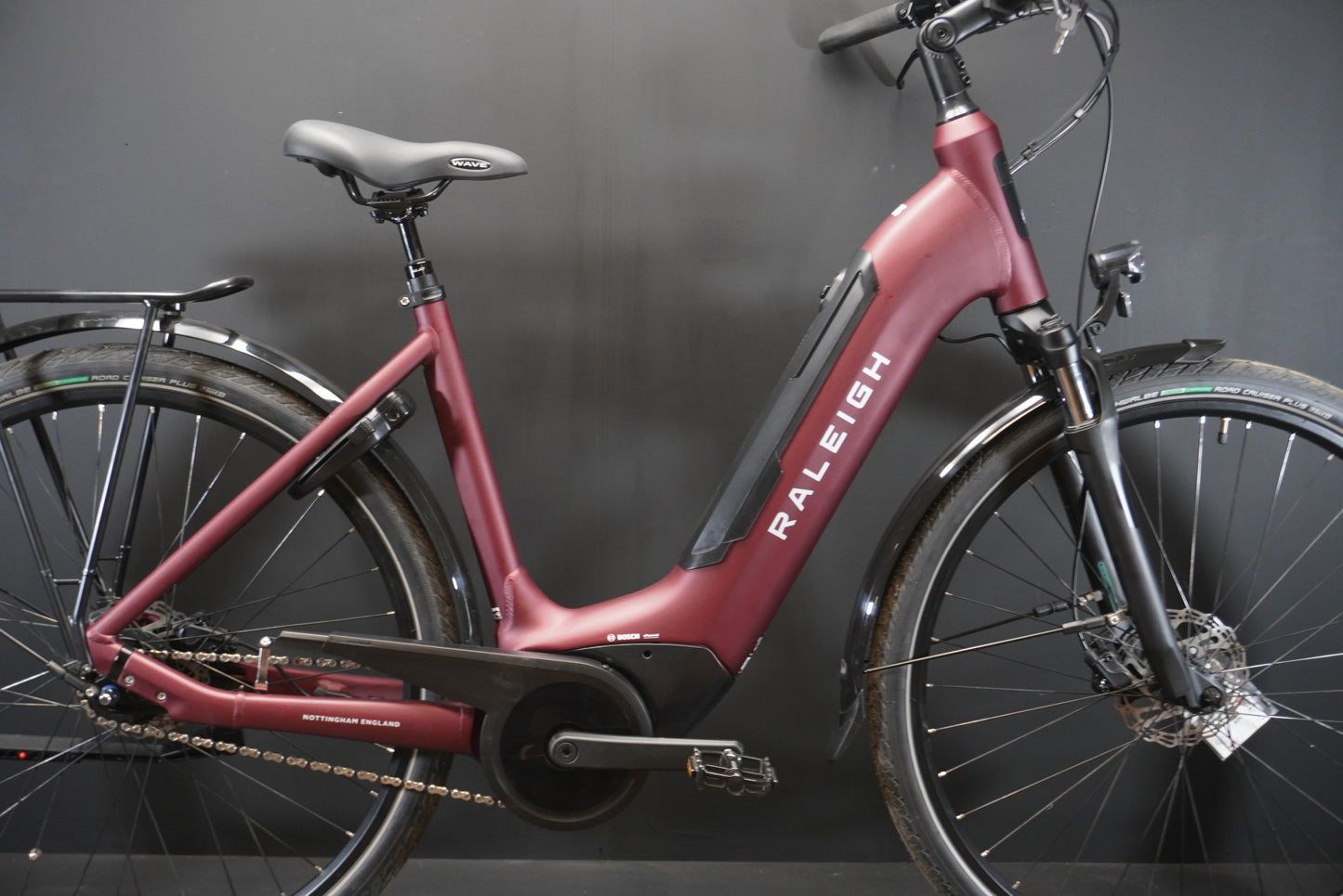 Raleigh Motus Tour Low Step Hub Gear 400Wh Electric Hybrid Bike - Medium - 0.2 Miles