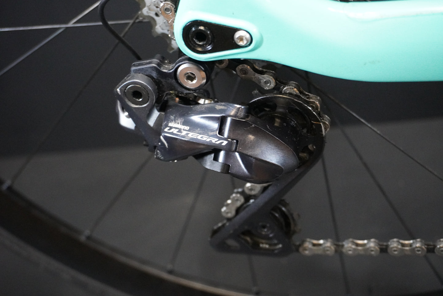 Bianchi Aria Aero Ultegra Di2 Celeste Carbon Disc Road Bike 2022 - 55cm
