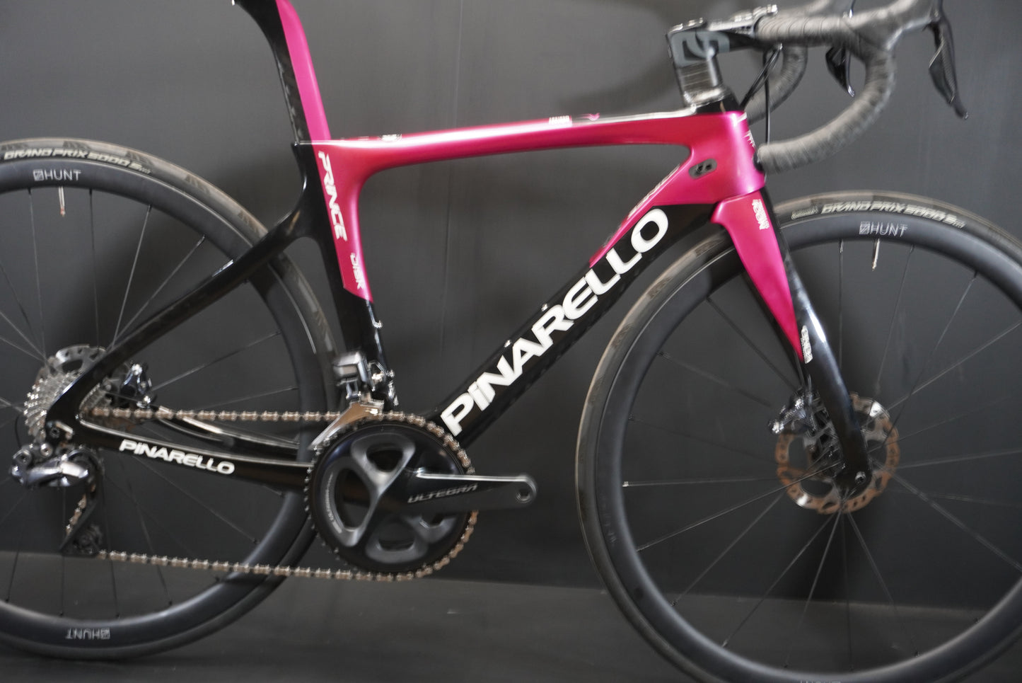 Pinarello Prince Di2 Carbon Disc Road Bike (Easy Fit) 2020 - 425mm XXS (500mm TT) - Upgraded Wheels