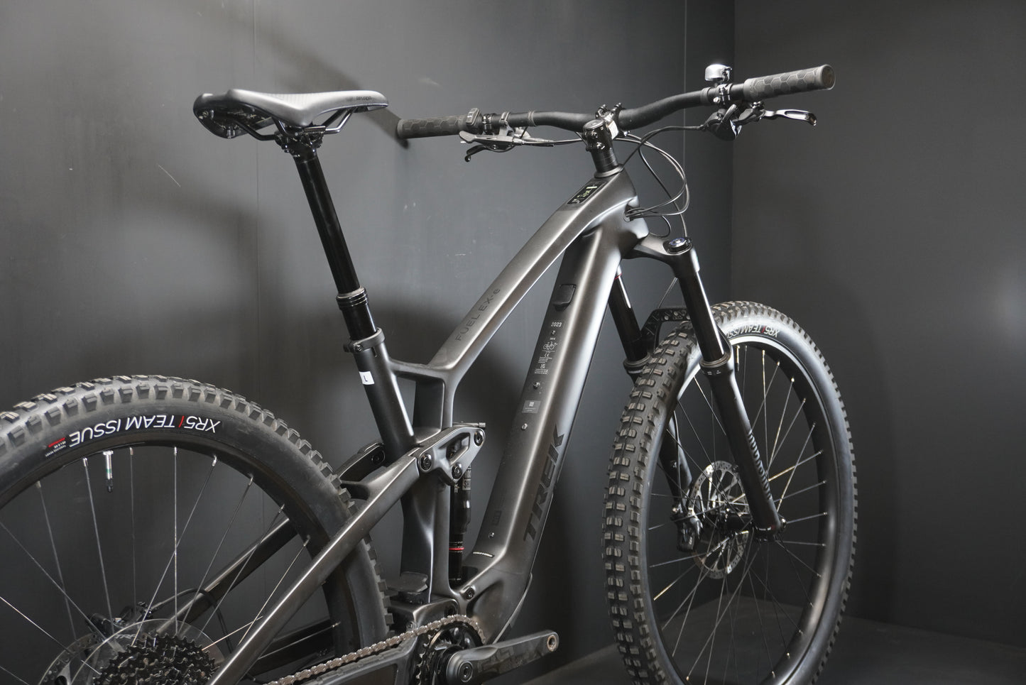 Trek Fuel EXe 9.5 FS Carbon Trail e-MTB 2023 - Large - 75 Miles