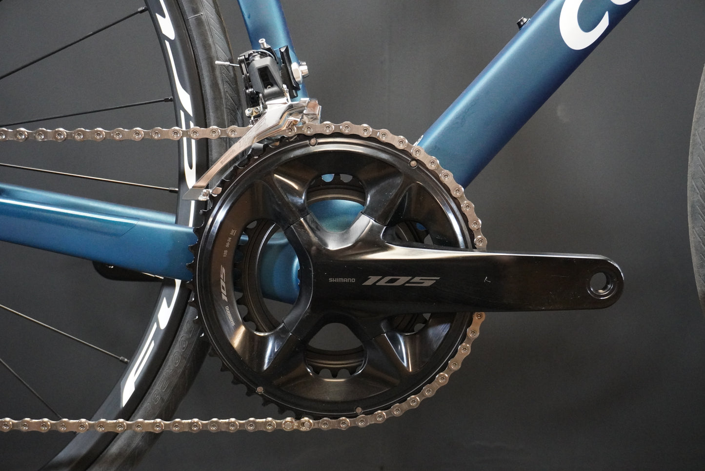 NEW Colnago V3 105 12 Speed Carbon Disc Road Bike 2023 - 54s - Full Warranty