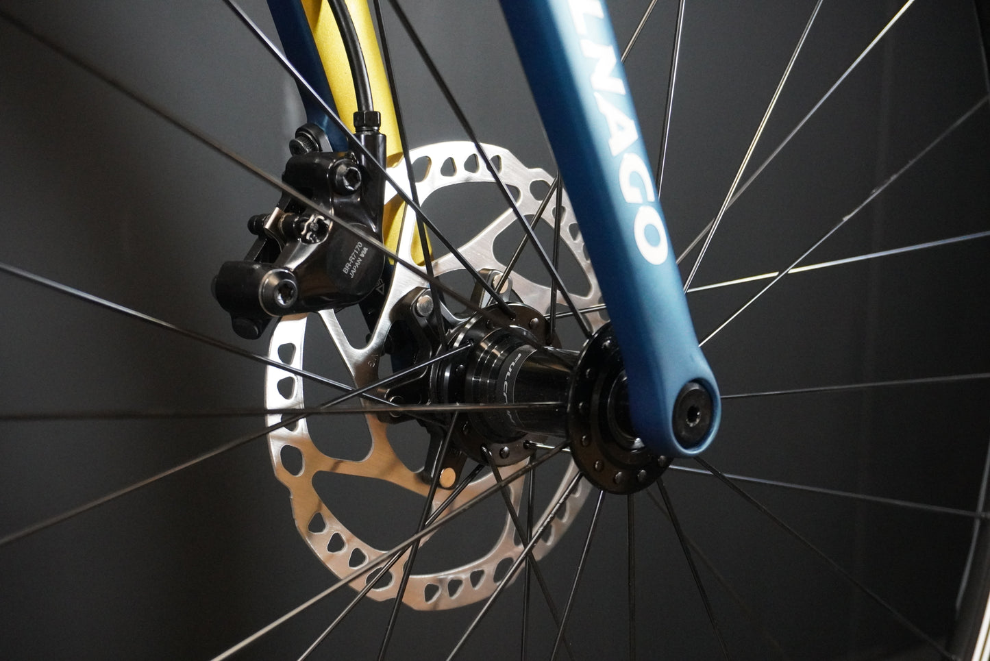 NEW Colnago V3 105 12 Speed Carbon Disc Road Bike 2023 - 54s - Full Warranty