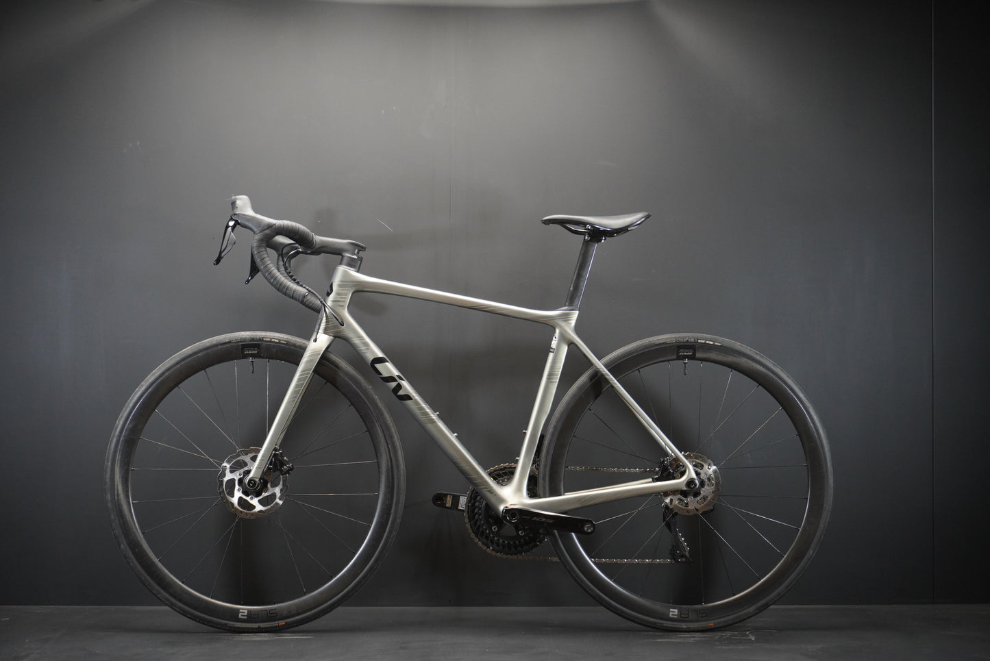 Giant Liv Langma Advanced Pro 1 Di2 Carbon Disc Road Bike 2025 - Medium