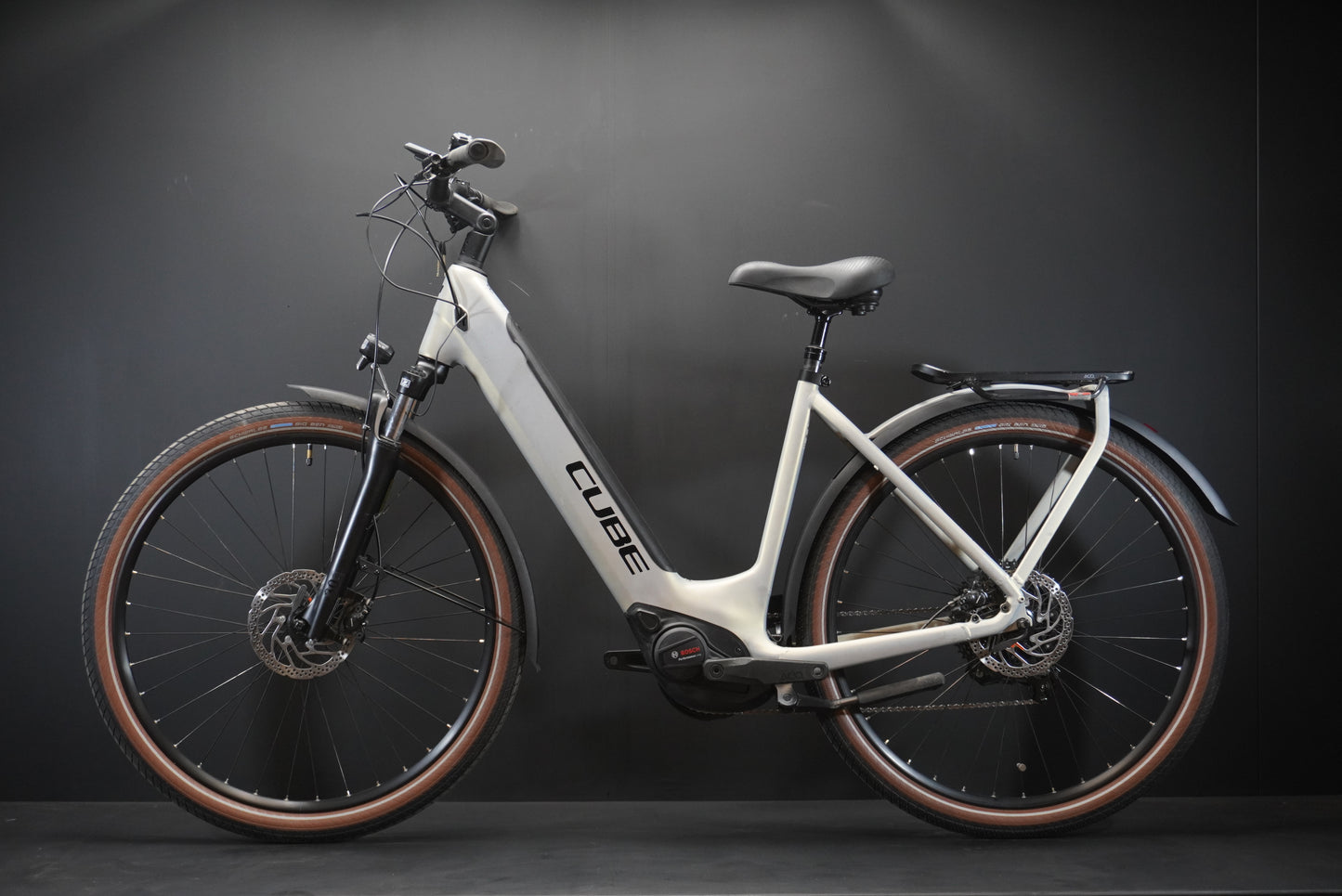 Cube Touring Hybrid Pro 625Wh Electric Hybrid Bike 2023 - Medium 54cm - 166 Miles