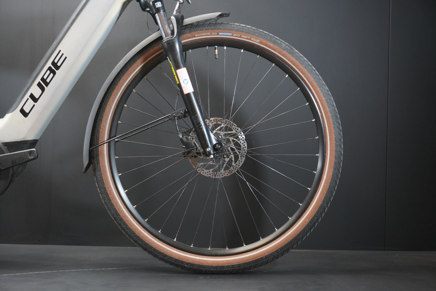Cube Touring Hybrid Pro 625Wh Electric Hybrid Bike 2023 - Medium 54cm - 166 Miles