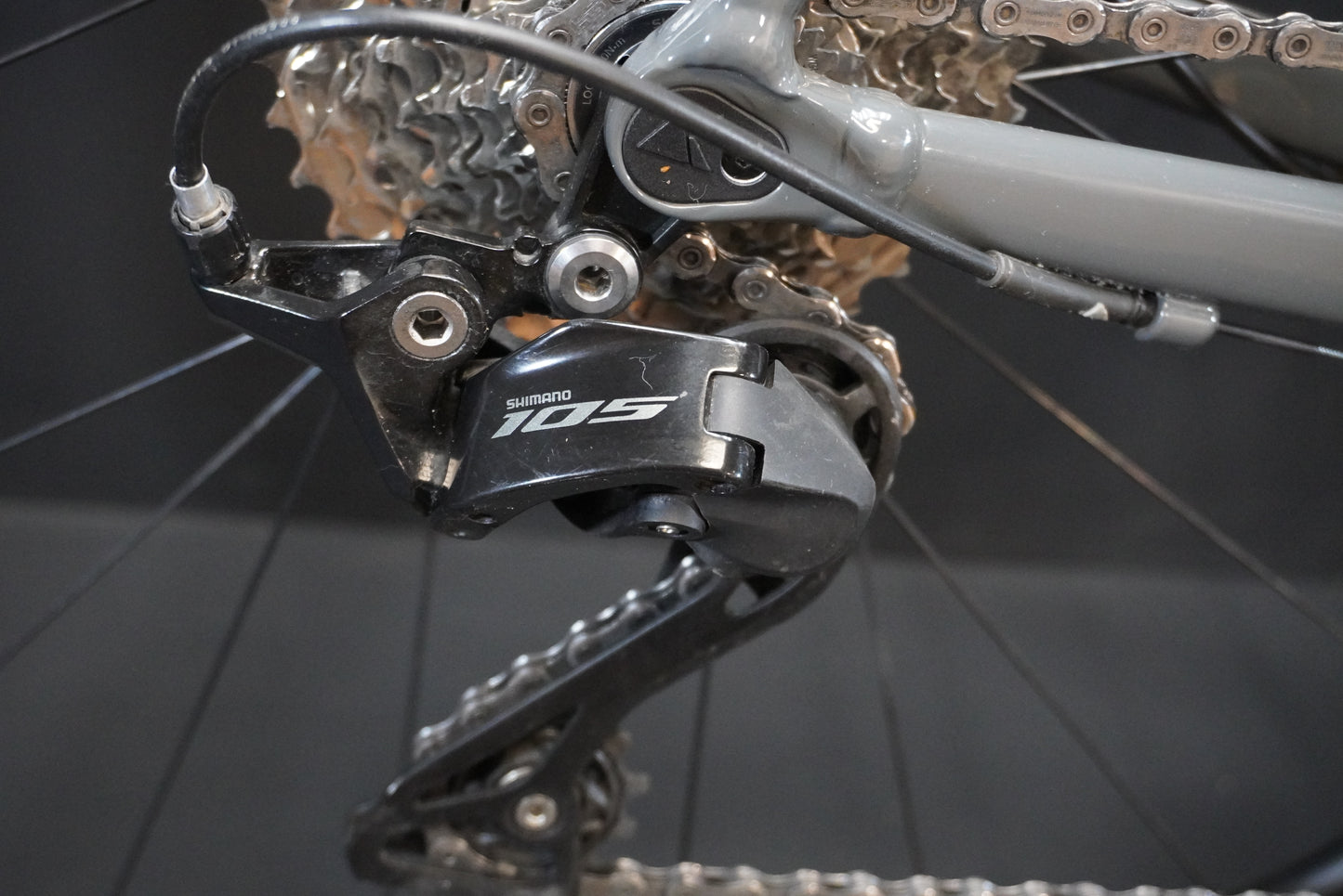 Canyon Endurace AL 7 RAW Carbon Disc Road Bike 2024 - Small