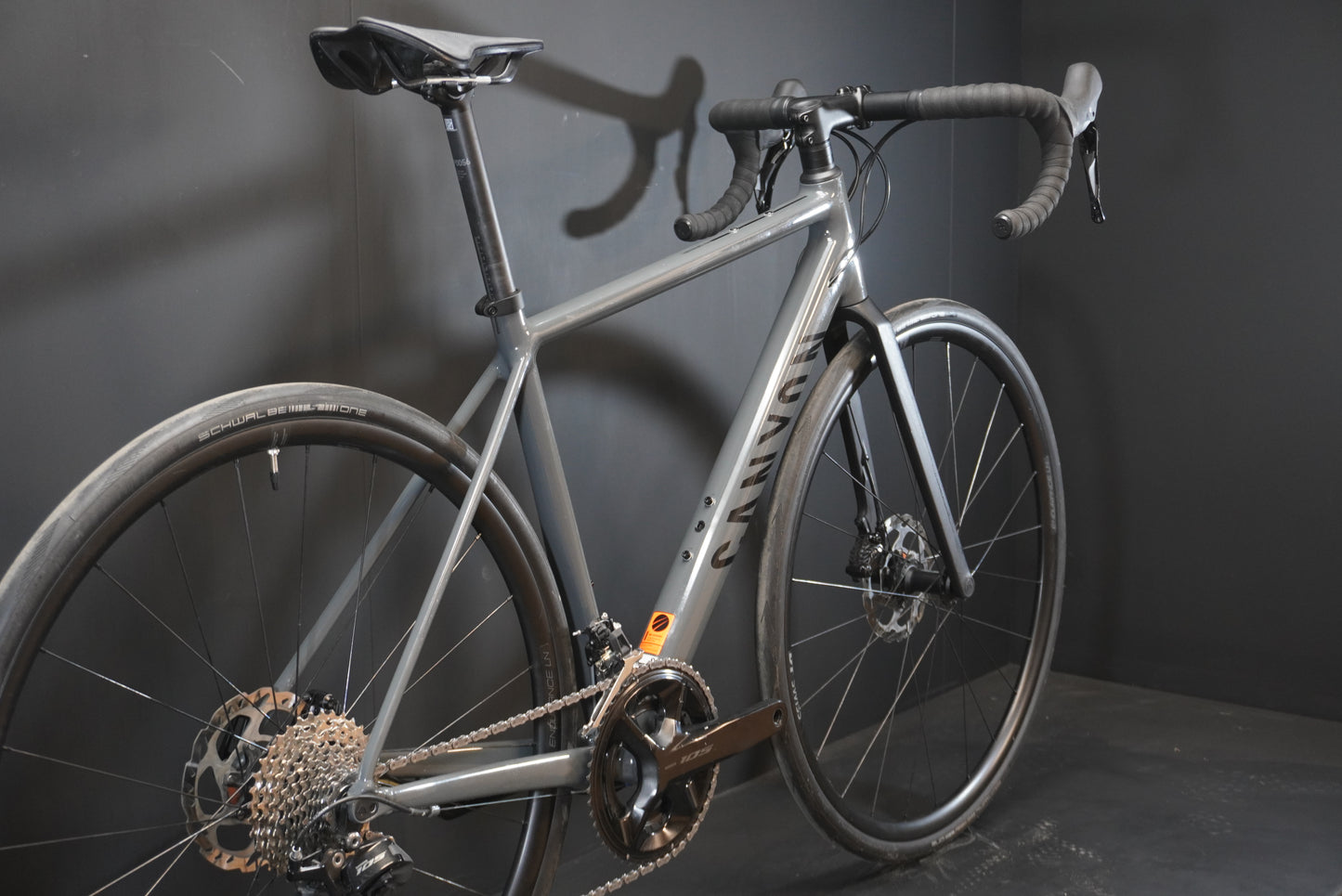 Canyon Endurace AL 7 RAW Carbon Disc Road Bike 2024 - Small