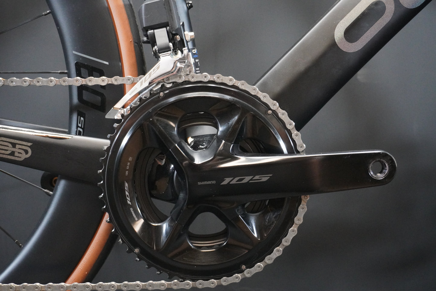 Orro Venturi STC 105 Di2 & P/M Tailormade Carbon Disc Road Bike 2025 - Large