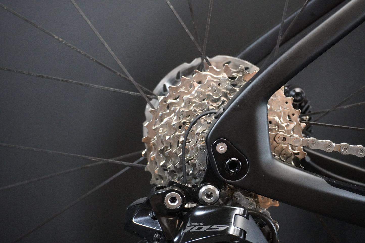 Orro Venturi STC 105 Di2 & P/M Tailormade Carbon Disc Road Bike 2025 - Large