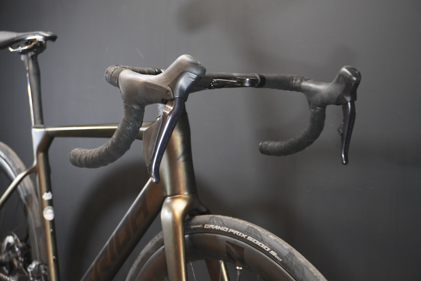 Merida Scultura 9000 Di2 Carbon Disc Road Bike 2023 - Medium