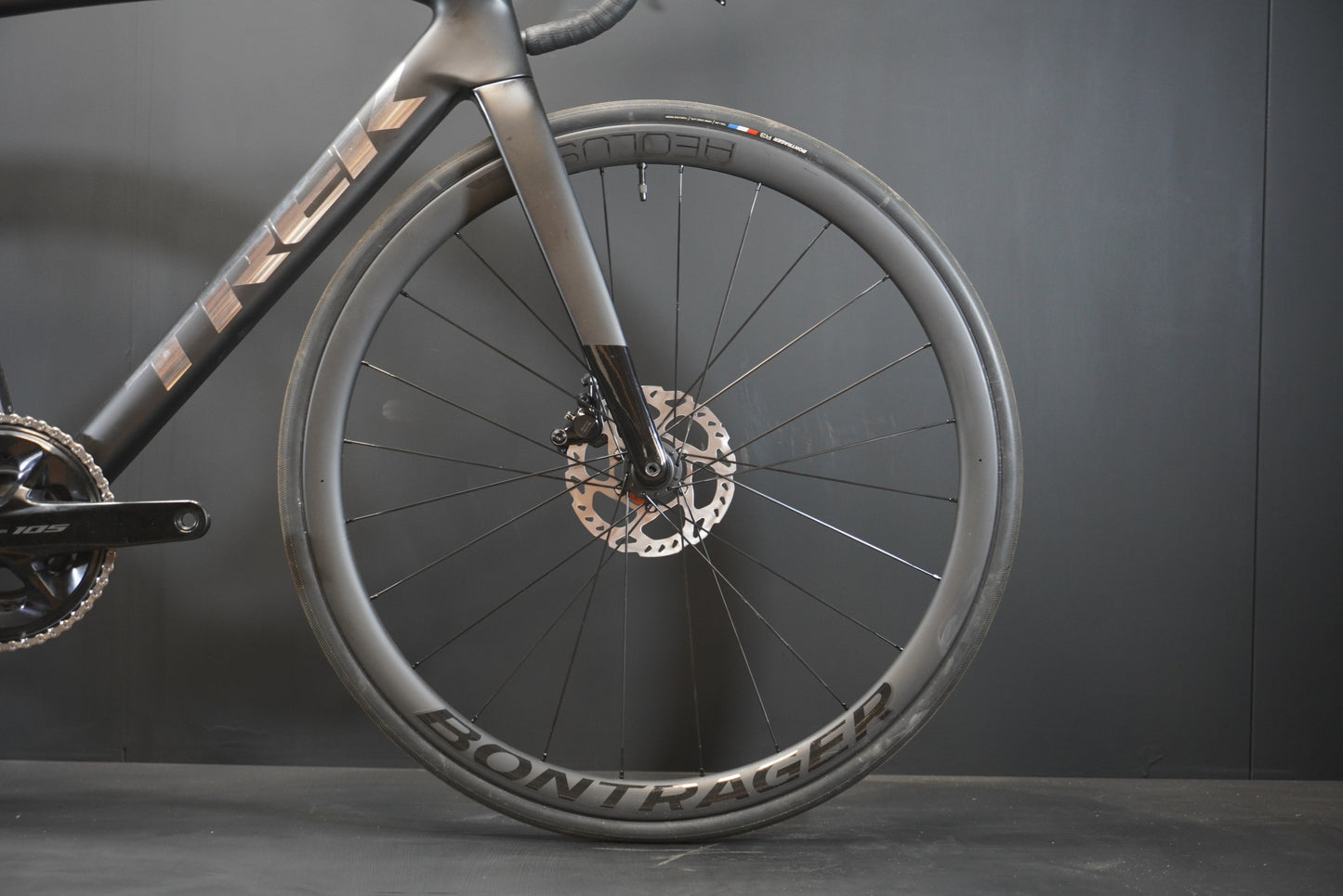 NEW Trek Madone SL6 Gen 8 105 Di2 Carbon Disc Road Bike 2024 - M/L