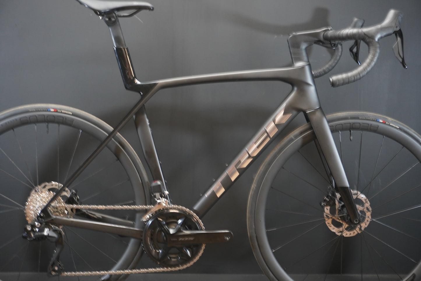 NEW Trek Madone SL6 Gen 8 105 Di2 Carbon Disc Road Bike 2024 - M/L