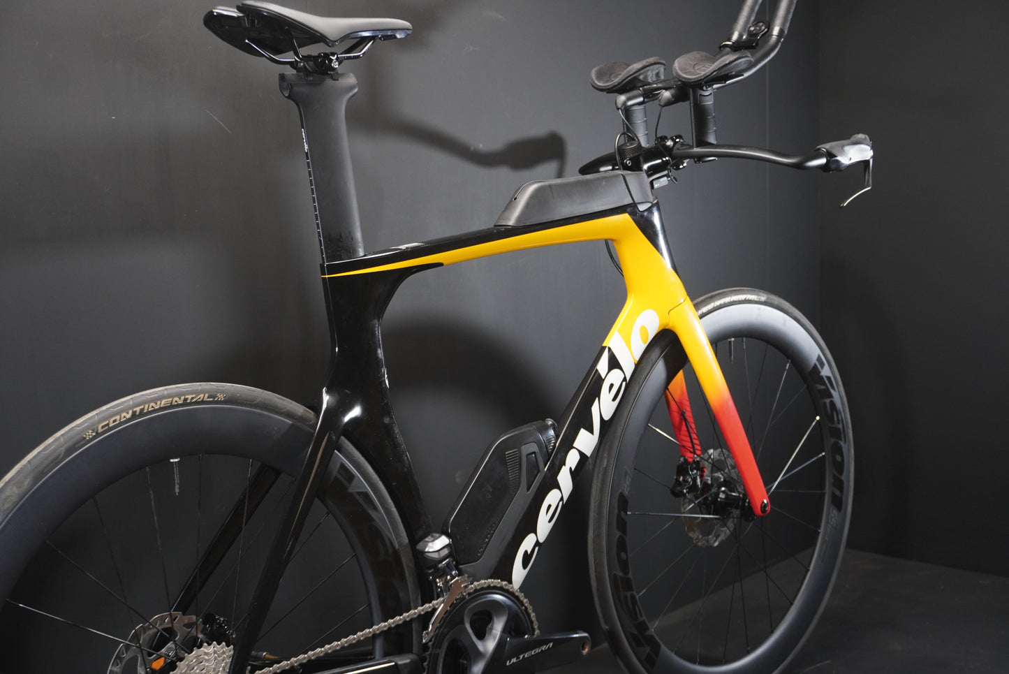 Cervelo P Series Di2 Carbon Disc TT/tri Bike 2020 - 58cm - Upgraded