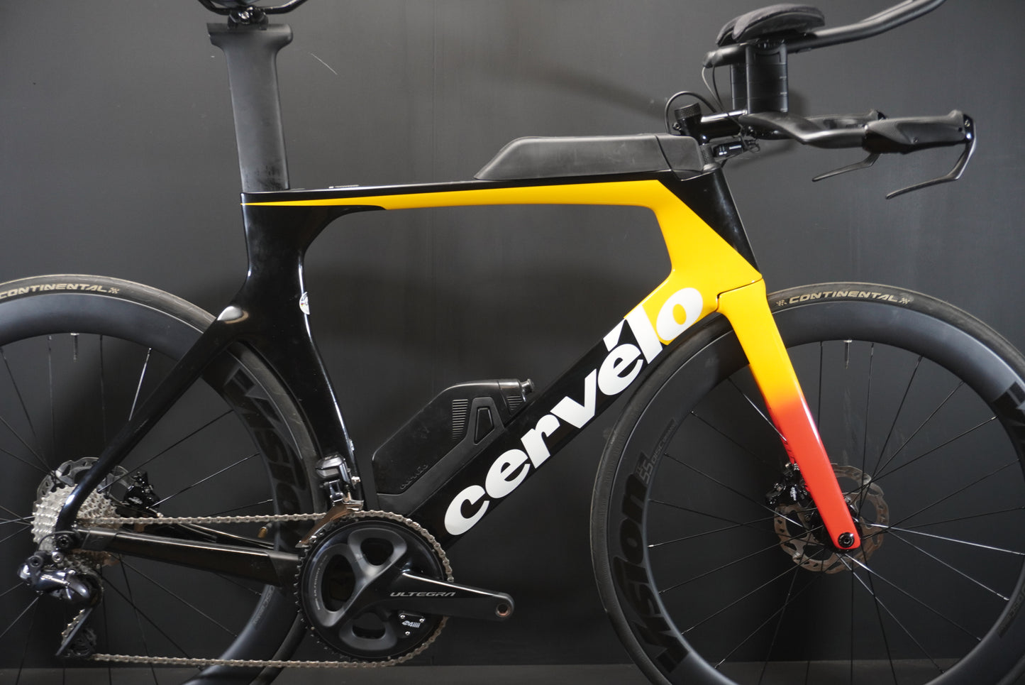 Cervelo P Series Di2 Carbon Disc TT/tri Bike 2020 - 58cm - Upgraded