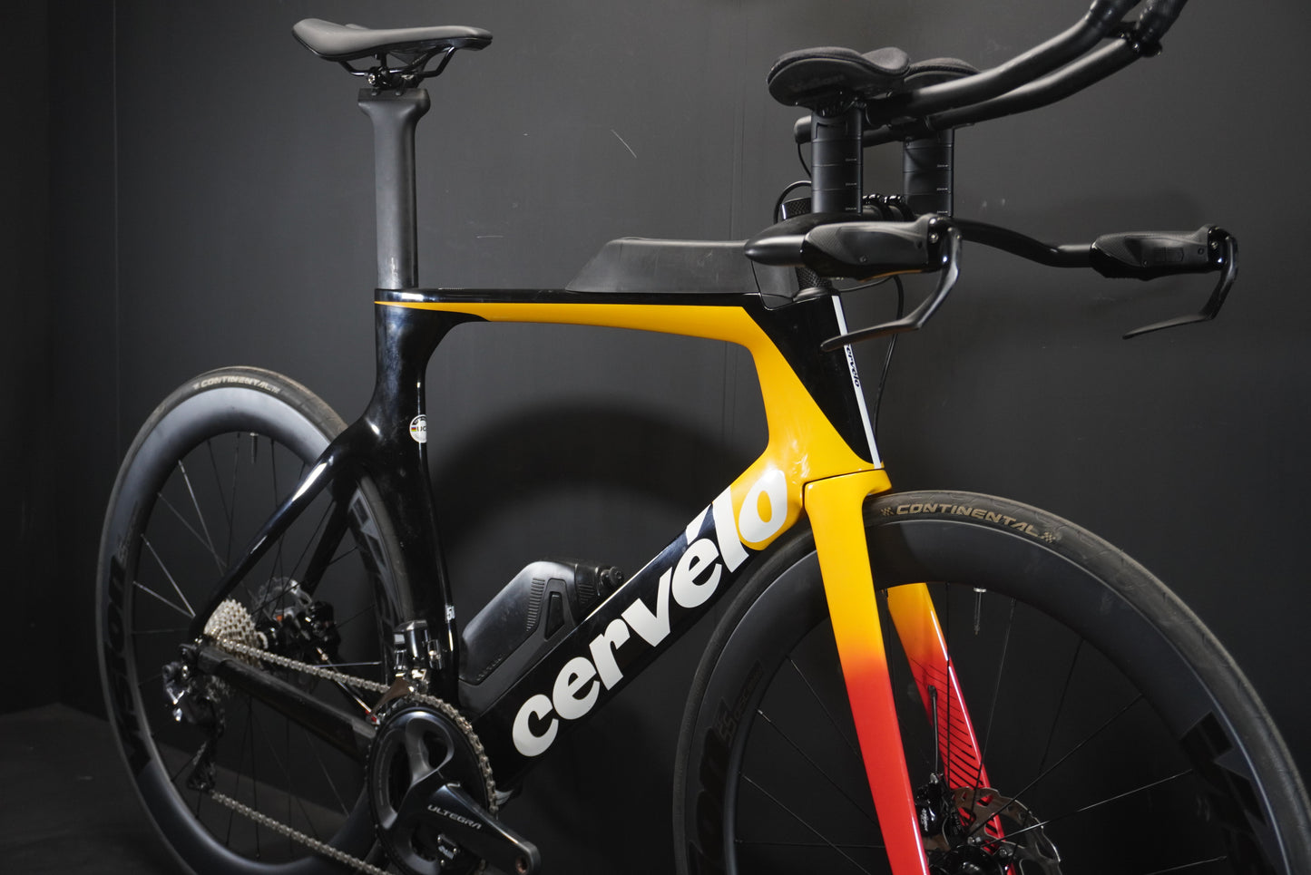 Cervelo P Series Di2 Carbon Disc TT/tri Bike 2020 - 58cm - Upgraded