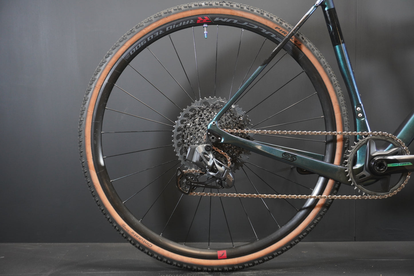 Orro Terra Rival AXS RR9 Carbon Gravel Bike 2022 - Medium