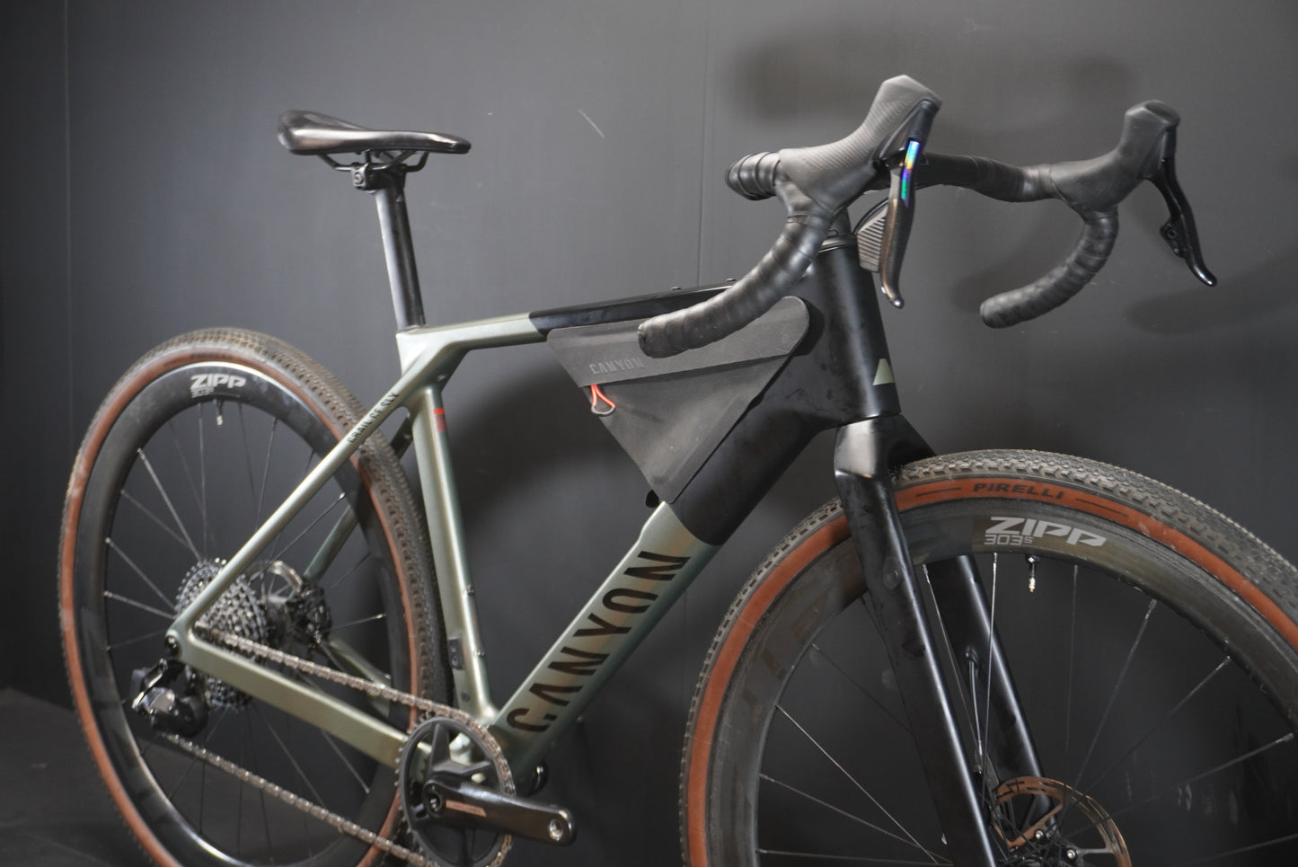 Canyon Grail CF SLX 8 AXS Carbon Disc Gravel Bike 2024 - Small