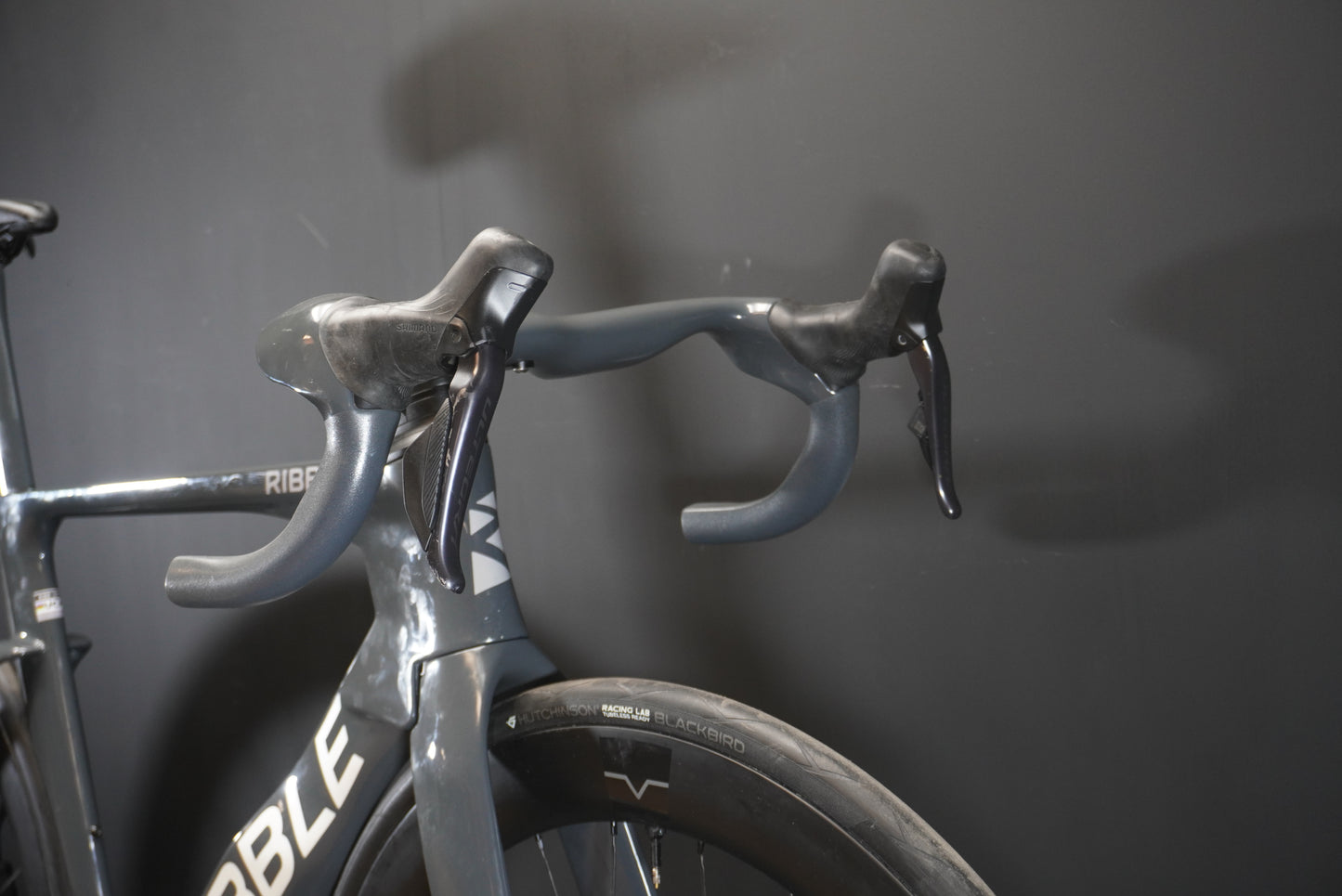 Ribble Ultra SLR Di2 Carbon Disc Road Bike 2023 - Small