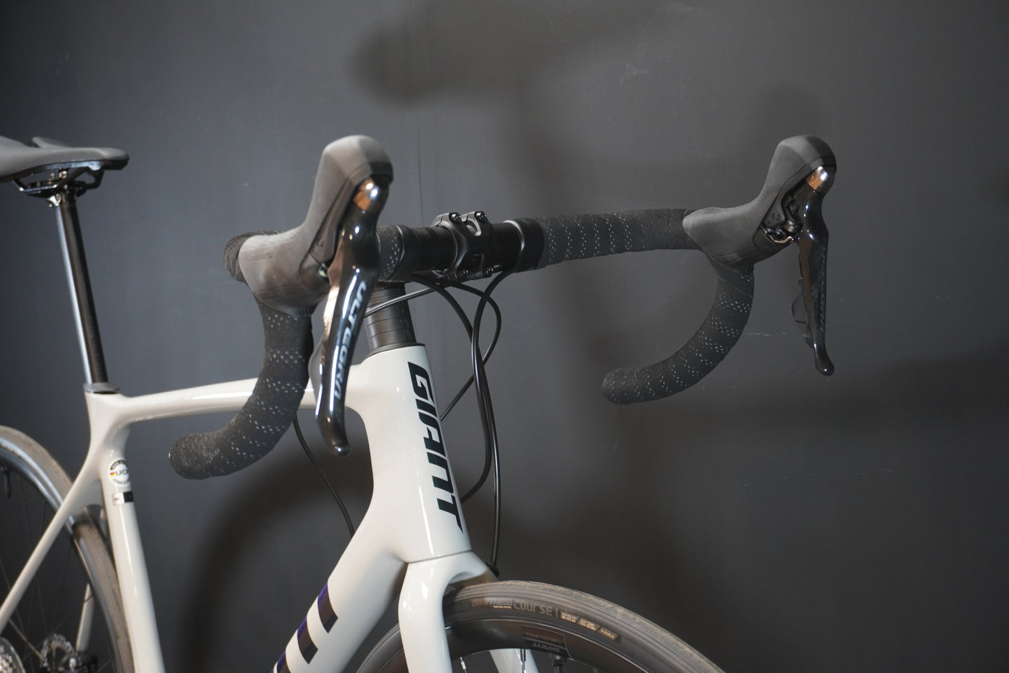 Giant TCR Advanced 1 Carbon Disc Road Bike 2021 - M/L