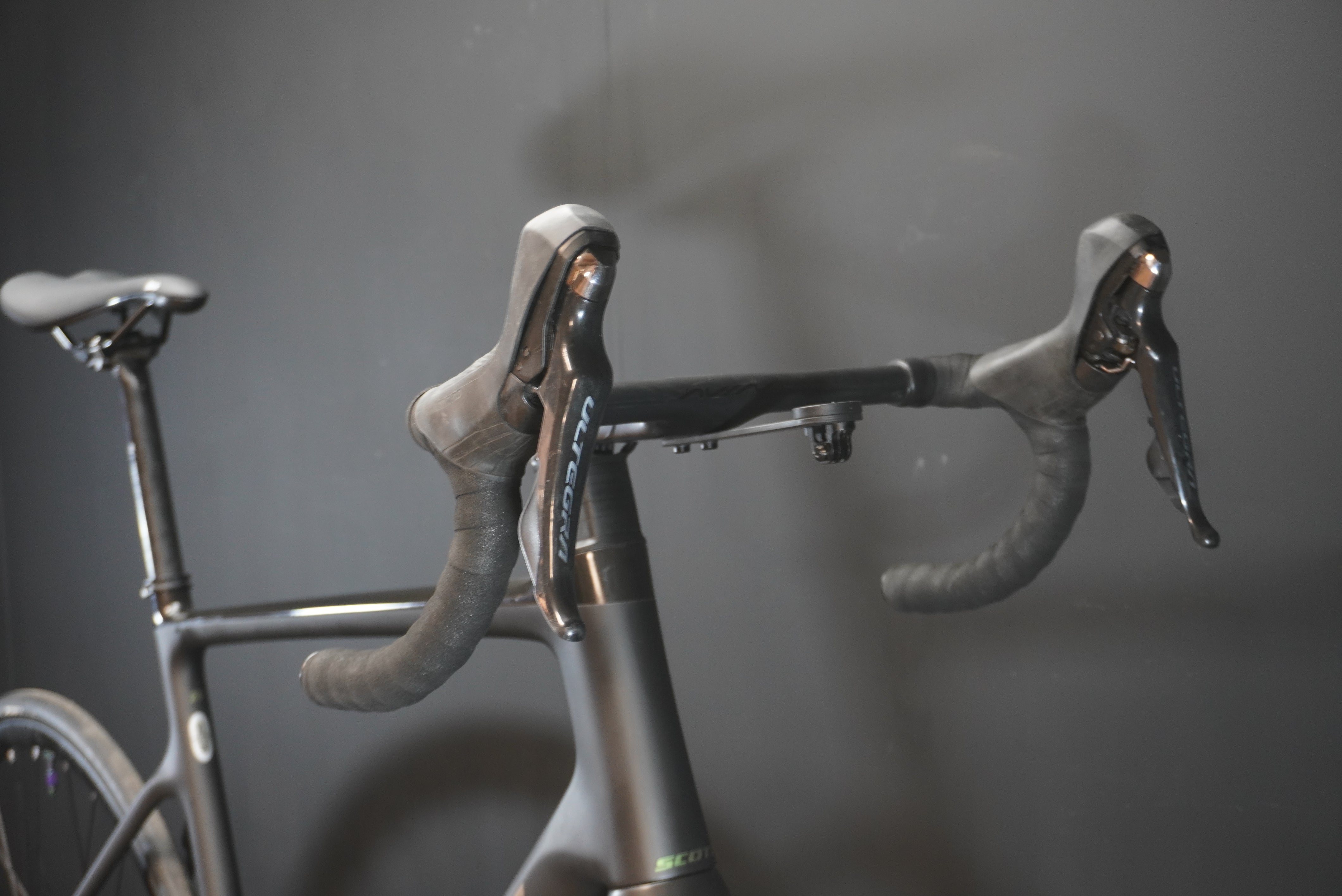 Scott Addict 20 Carbon Disc Road Bike 2022 - 58cm