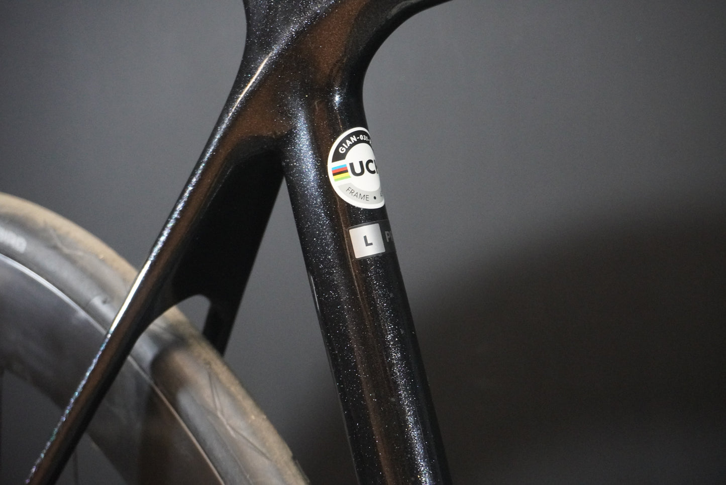 Giant TCR Advanced Pro 1 Carbon Disc Road Bike 2023 - Large