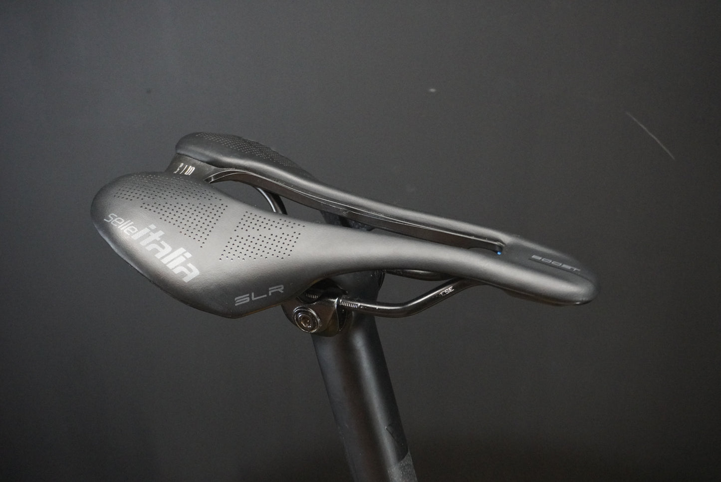 Vielo R+1 Classified Force D2 AXS Carbon Disc Road Bike 2024 - Medium