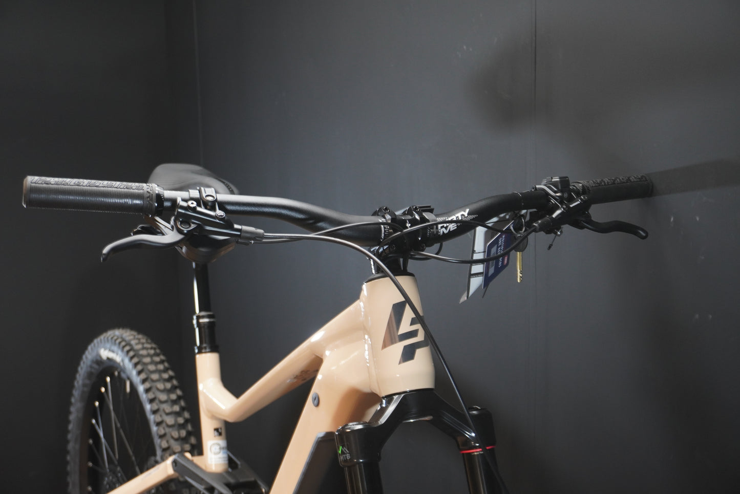 NEW Lapierre Overvolt AM 4.6 Bosch CX Gen 5 600Wh FS E-MTB 2025 - Large - 0 Miles