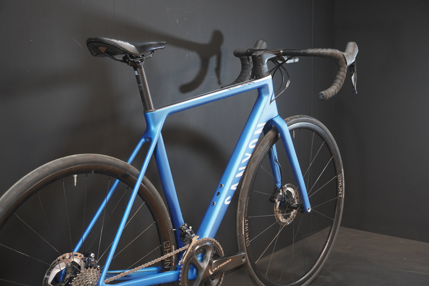 Canyon Ultimate CF SL Ultegra Carbon Road Bike 2019 - Medium