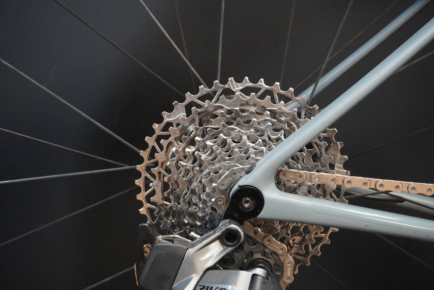 Vielo V+1 Rival AXS Zipp 303s Carbon Disc Gravel Bike 2024 - Small