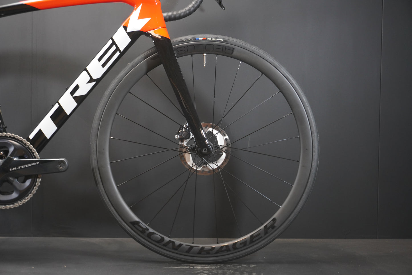 Trek Emonda SL6 Pro Carbon Disc Road Bike 2022 - 54cm