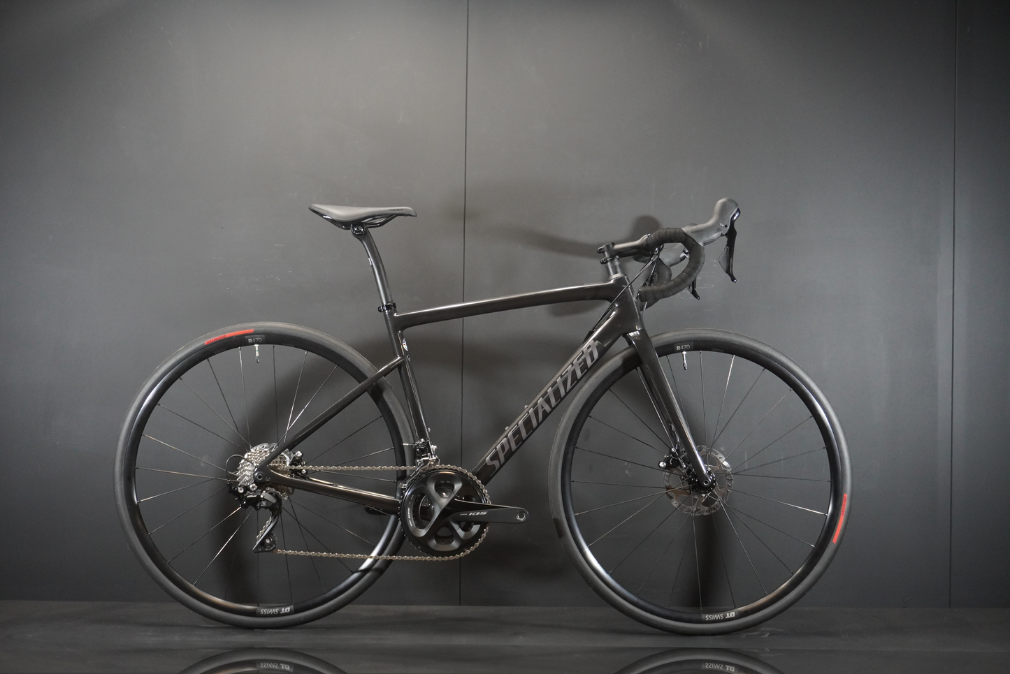 Specialized Tarmac SL6 Sport 105 Carbon Disc Road Bike 2023 - 52cm