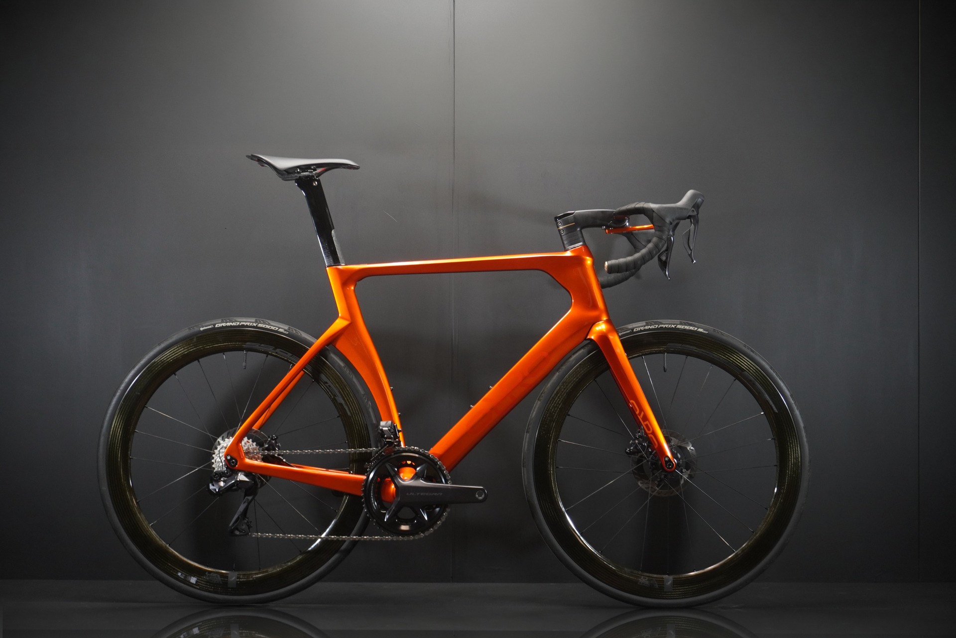 Orro Venturi STC Signature Ultegra Di2 Carbon Disc Road Bike 2023 - XL