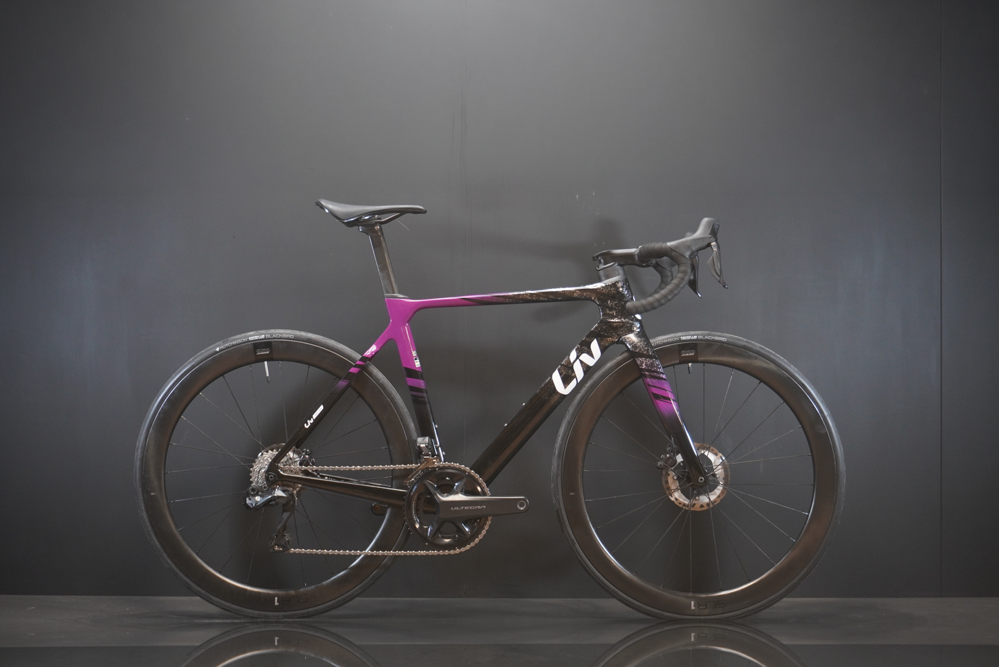 Liv EnviLiv Advanced SL Di2 Carbon Disc Road Bike 2023 - Small
