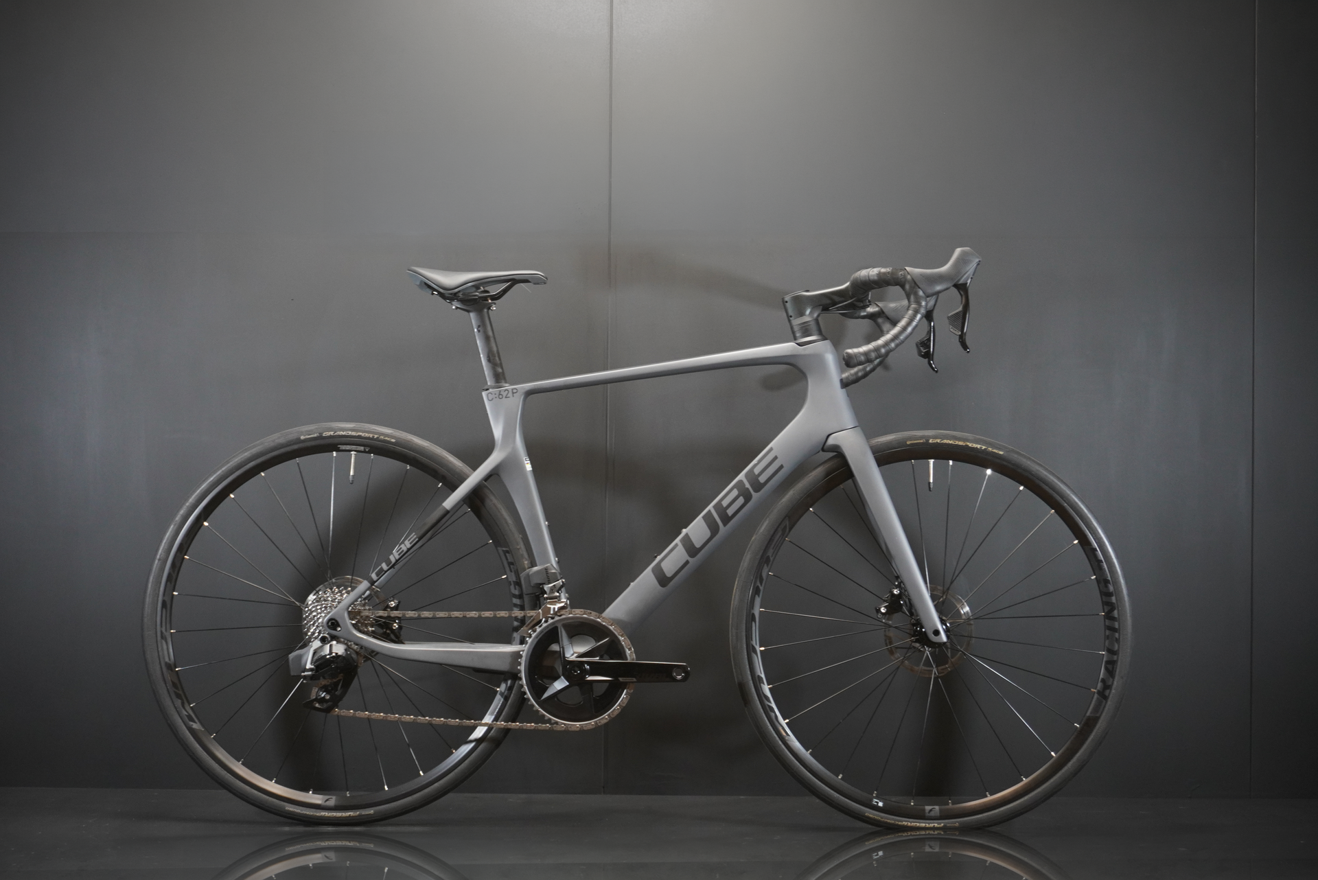 Cube Agree Pro C:62 AXS Carbon Disc Road Bike 2023 - 56cm