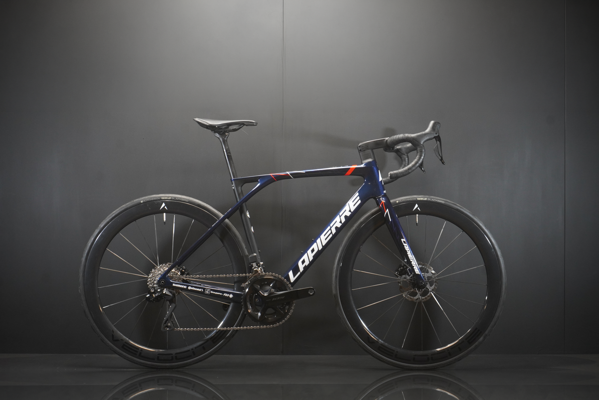 Lapierre Xelius SL FDJ 105 Di2 Carbon Disc Road Bike 2022 - Medium