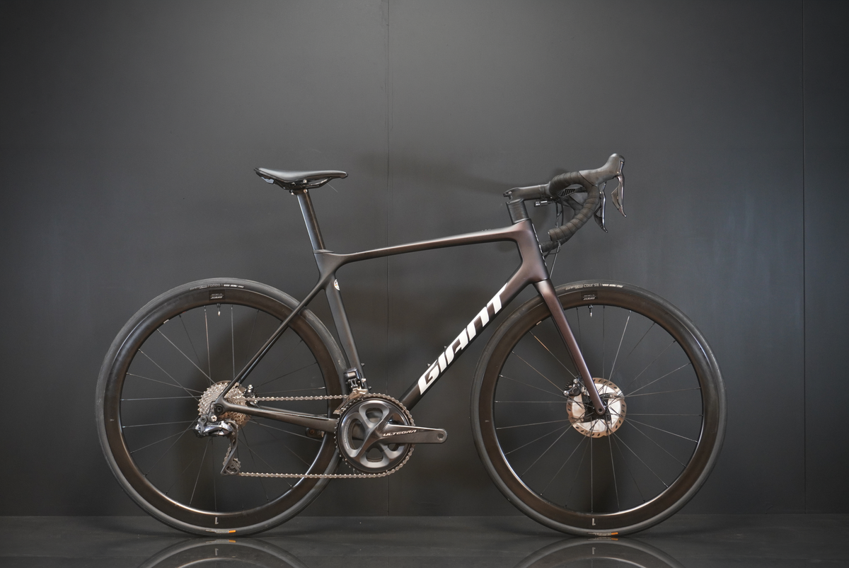 Giant TCR Advanced Pro Disc 0 Carbon Road Bike 2021 - M/L
