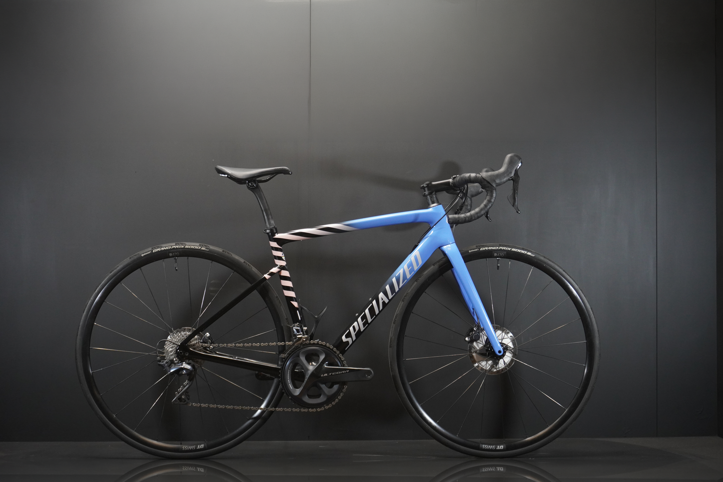 Specialized Tarmac SL6 Comp Carbon Disc Road Bike 2021 - 52cm
