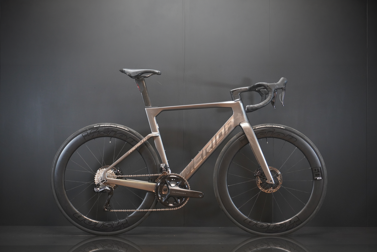 Merida Reacto Team Ultegra Di2 Carbon Disc Road Bike 2024 - Small