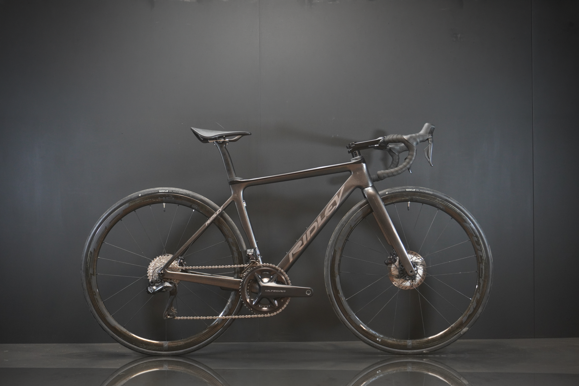 Ridley Falcn RS Di2 Carbon Disc Road Bike 2024 - XS