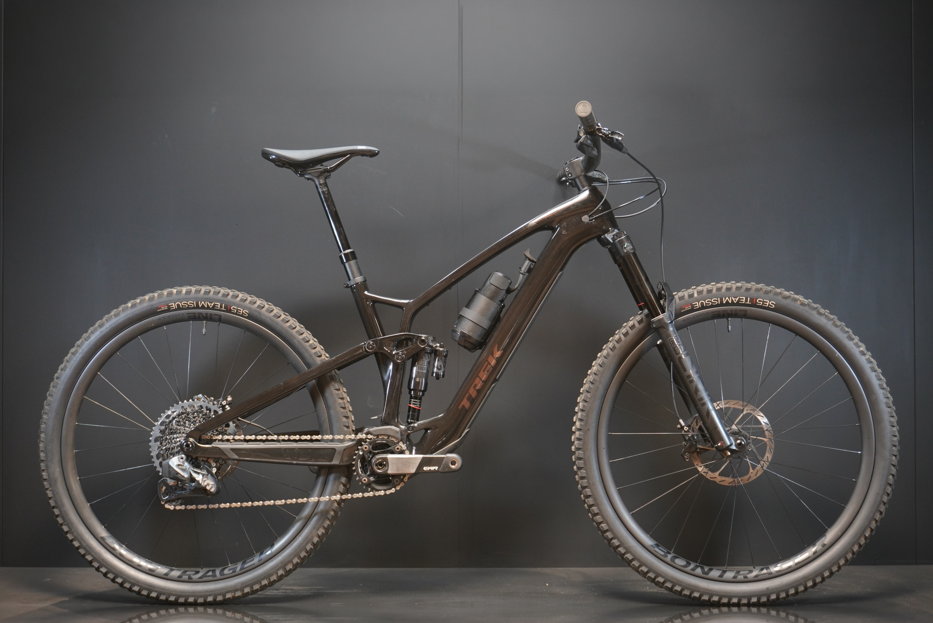 Trek Fuel EXE 9.8 GX AXS & Range Ext. FS E-MTB 2023 - Large - 14 Miles